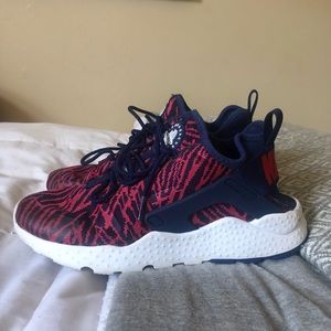 💕lowest price!! Almost new Nike Huarache!
